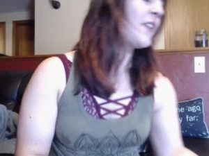 Unboxing Video - Peepshow Toys Brad Dildo, Bougie Bullet, Maia Rabbit