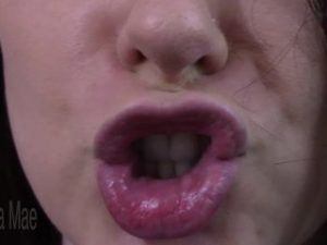 Square Lips