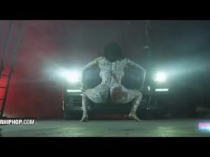 Jodi Couture COVERED IN BODY PAINT twerkin to TORY LANEZ & MEEK MILL